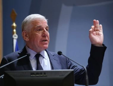 Παρά τις δικογραφίες... ο Γ.Παπαντωνίου επιμένει: «Είναι καθαροί οι ελβετικοί μου λογαριασμοί»